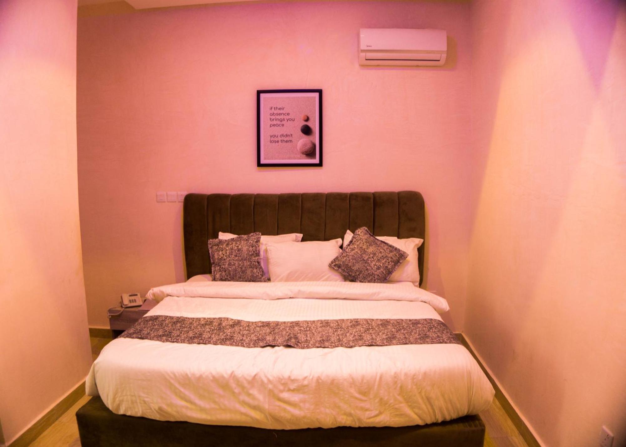 Vibes Suites Kaba Екстер'єр фото