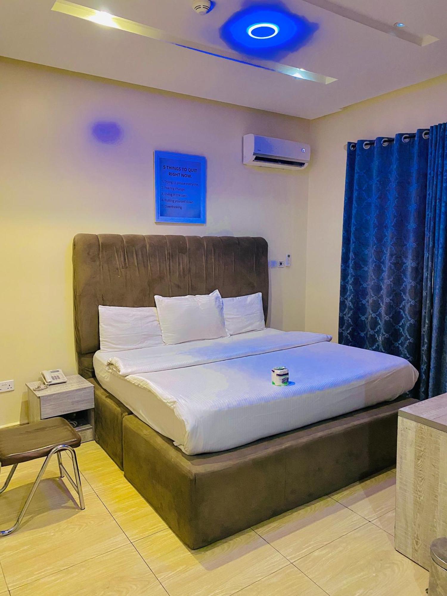 Vibes Suites Kaba Екстер'єр фото